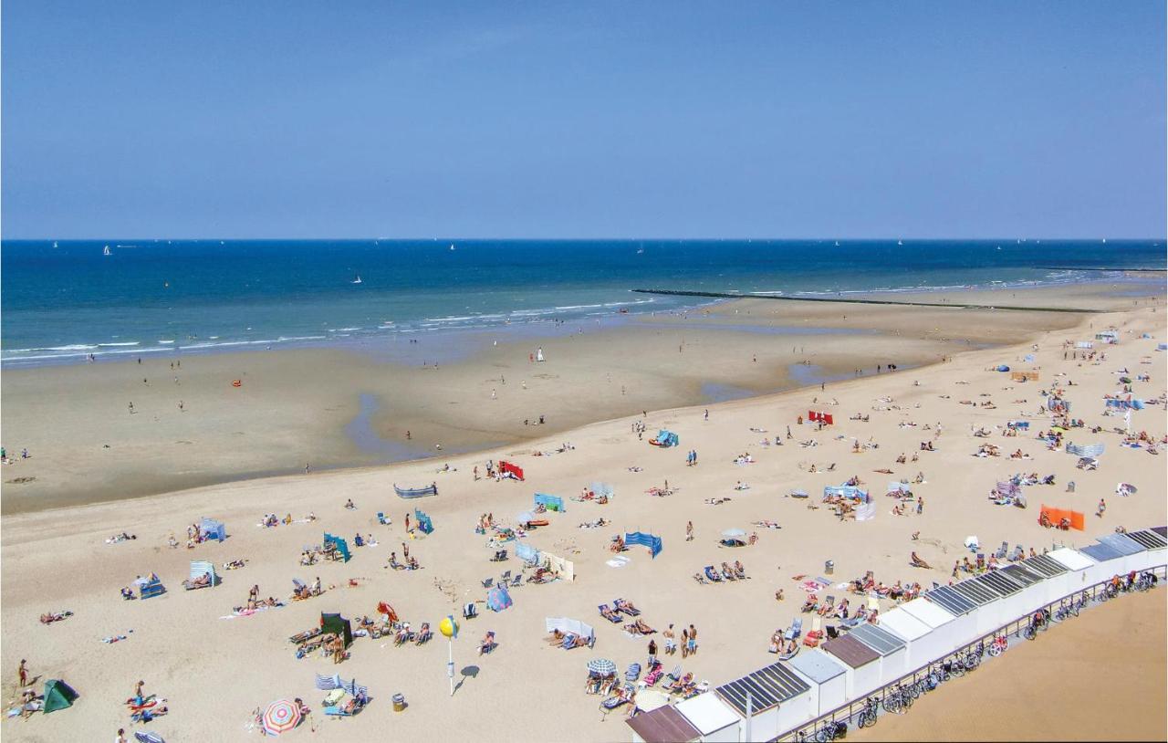Awesome In With Outdoor Swimming Pool, 2 Bedrooms&wifi Appartement Oostende